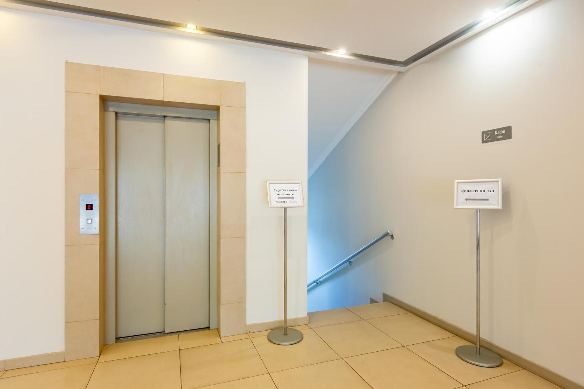 Practicotel Киев Экстерьер фото